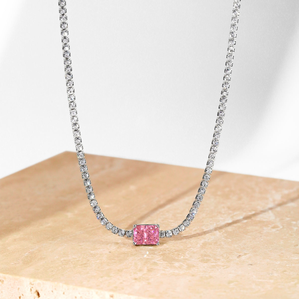 [Solara Jewelry]2.0 carat Ornate Emerald Cut Necklace