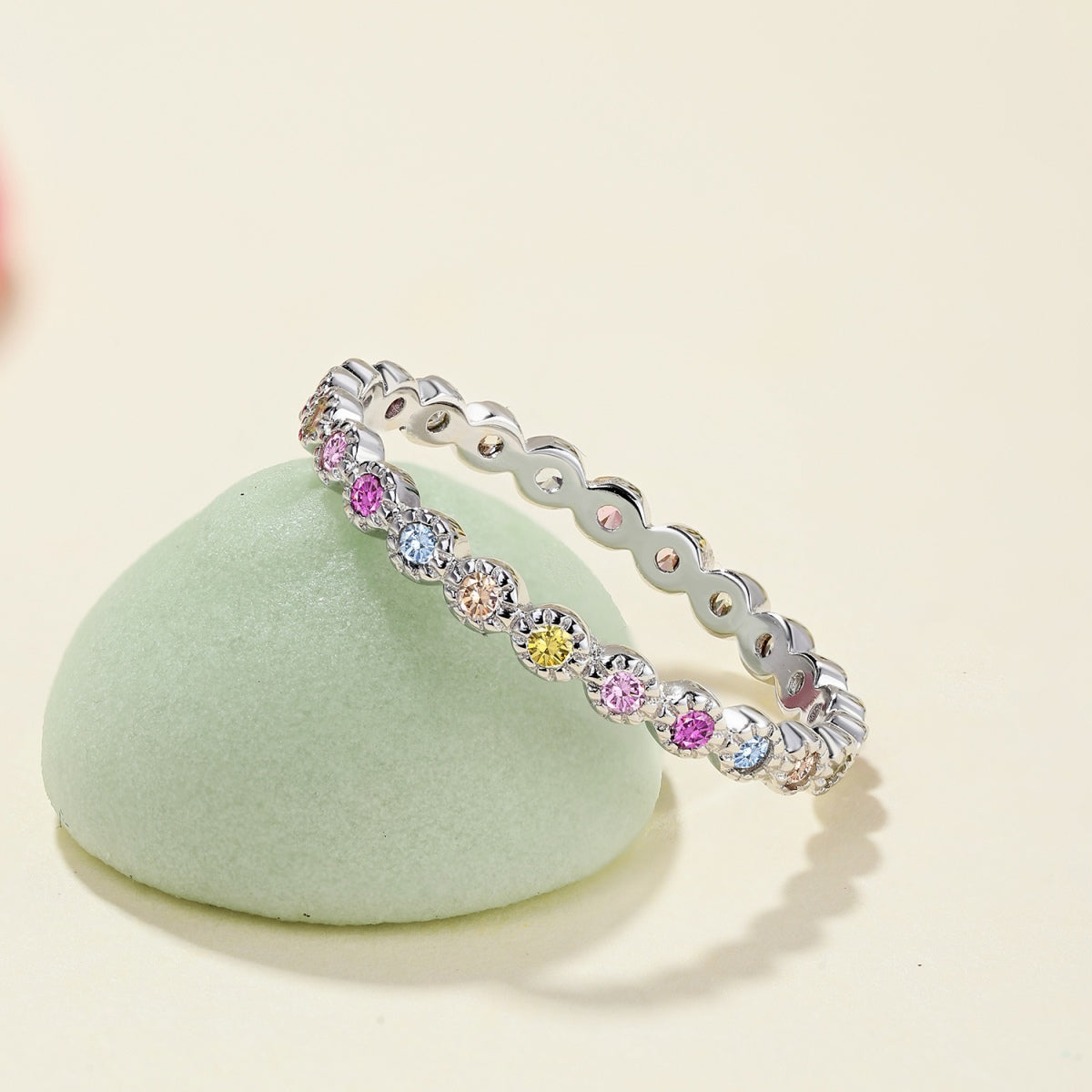 [Solara Jewelry]Radiant Sparkling Round Cut Daily Ring