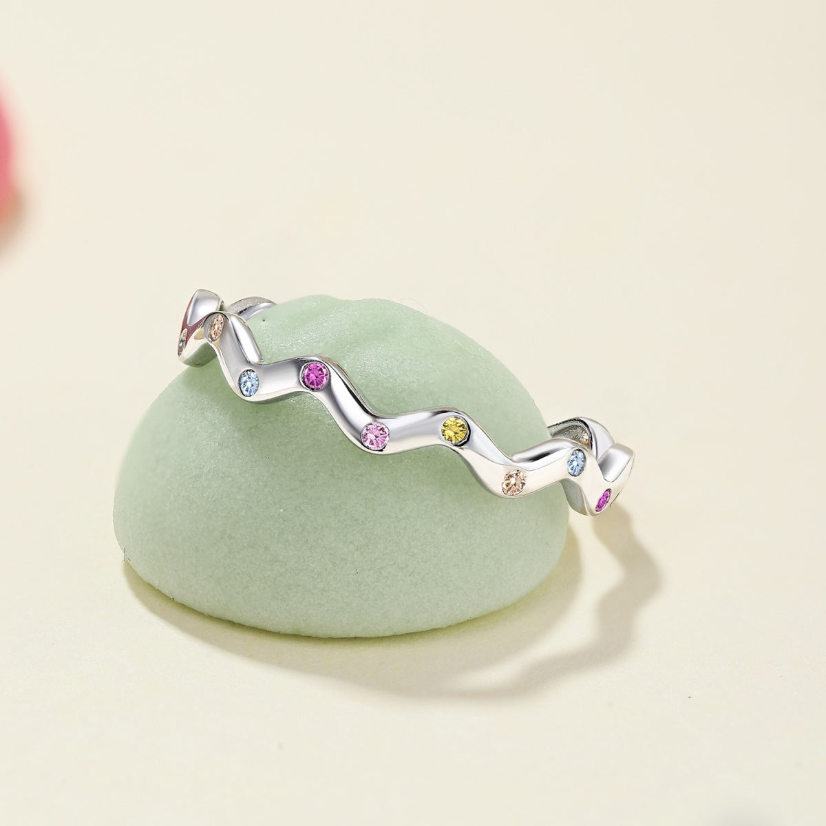 [Solara Jewelry]Ornate Vibrant Round Cut Daily Ring