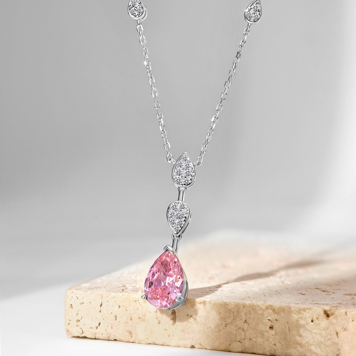 [Solara Jewelry]Dazzling Pear Cut Necklace