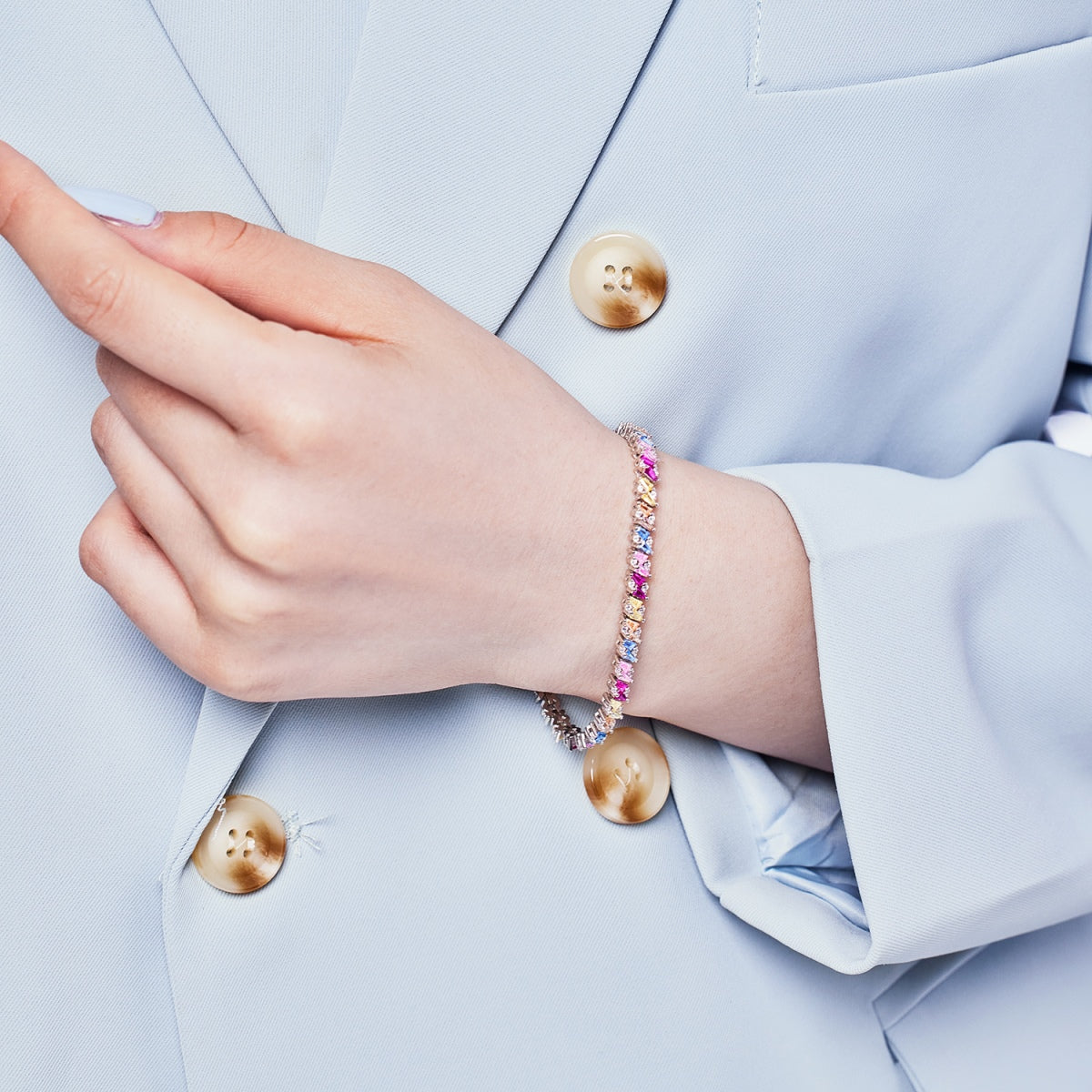 [Solara Jewelry]Ornate Sparkling Multi Cut Party Bracelet