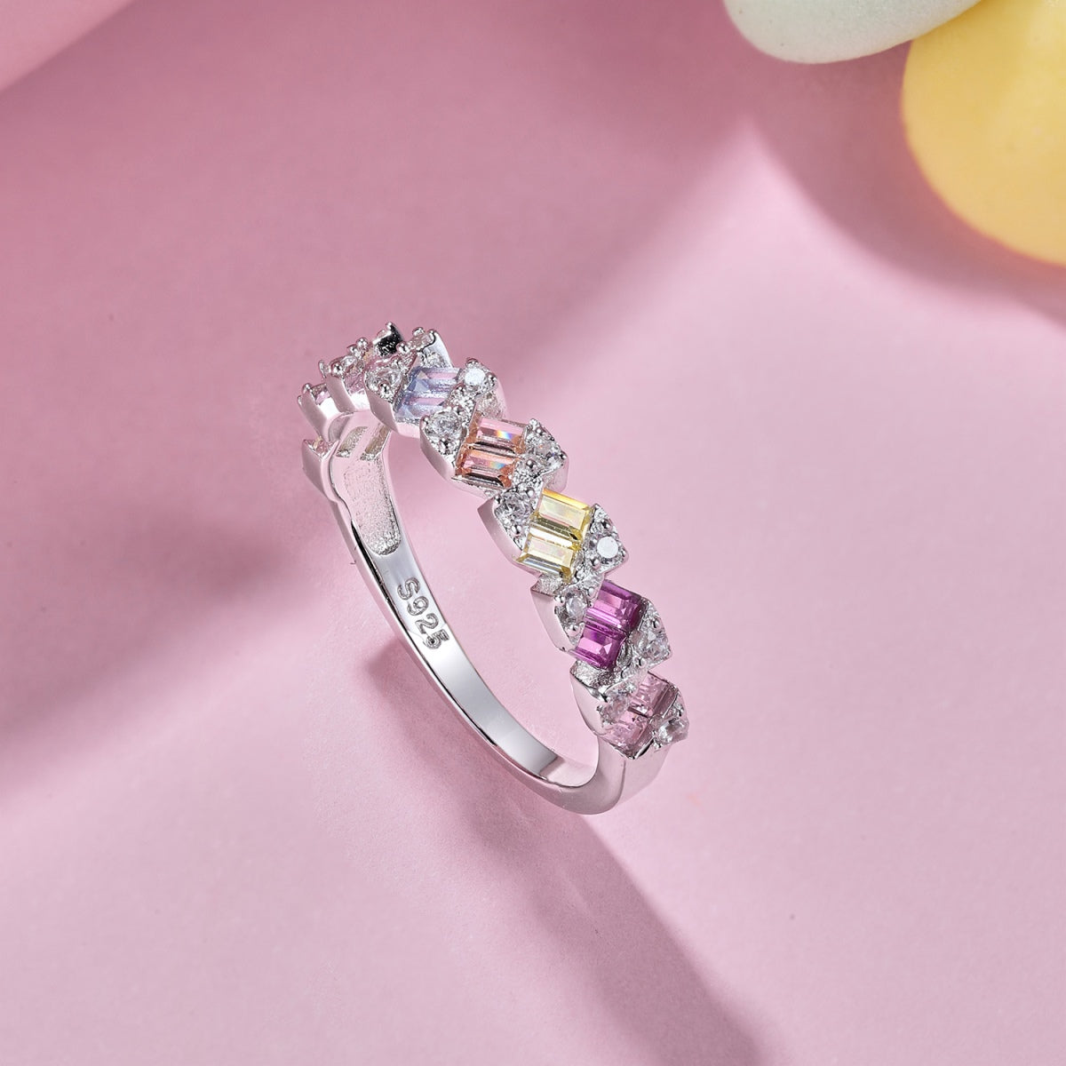[Solara Jewelry]Delicate Vibrant Emerald Cut Daily Ring