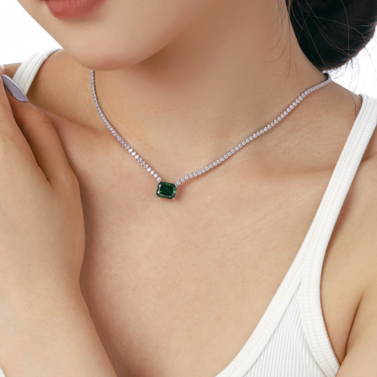 [Solara Jewelry]4.0 Carat Elegant Radiant Cut Necklace