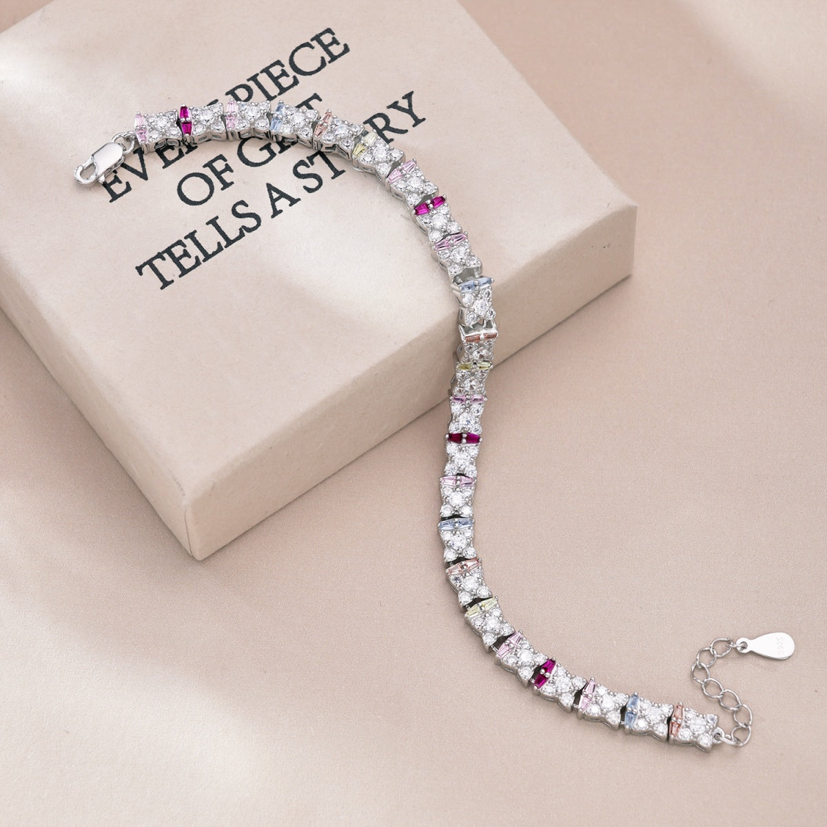 [Solara Jewelry]Unique Colorful Flower Shape Daily Bracelet