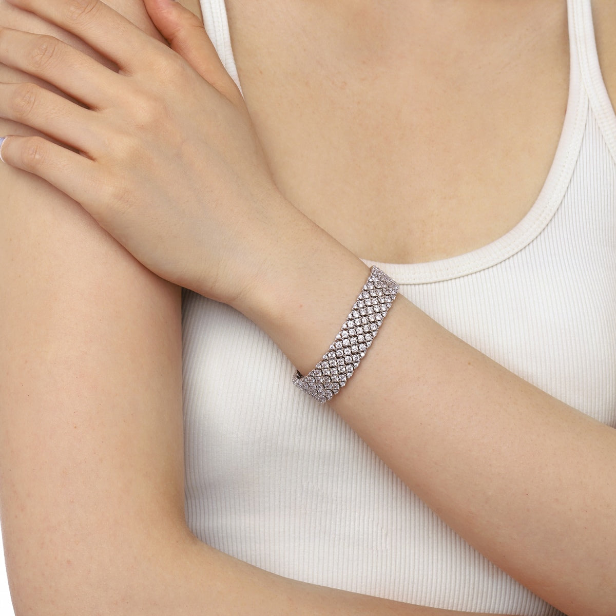 [Solara Jewelry]Ornate Elegant Round Cut Party Bracelet