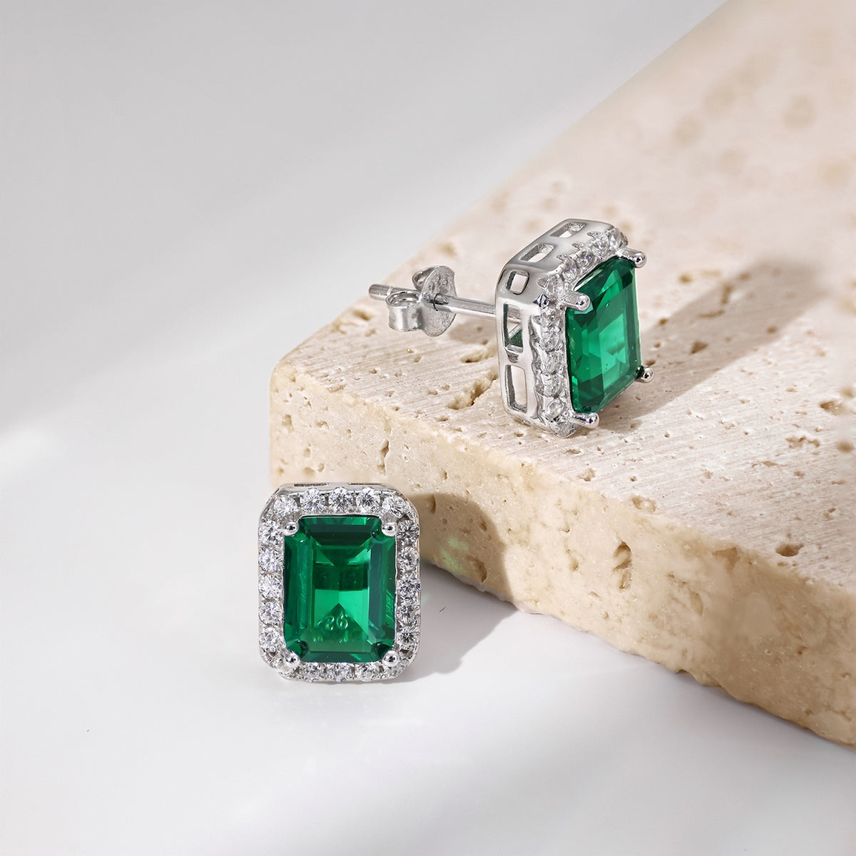 [Solara Jewelry]Luxurious Dainty Emerald Cut Banquet Earrings