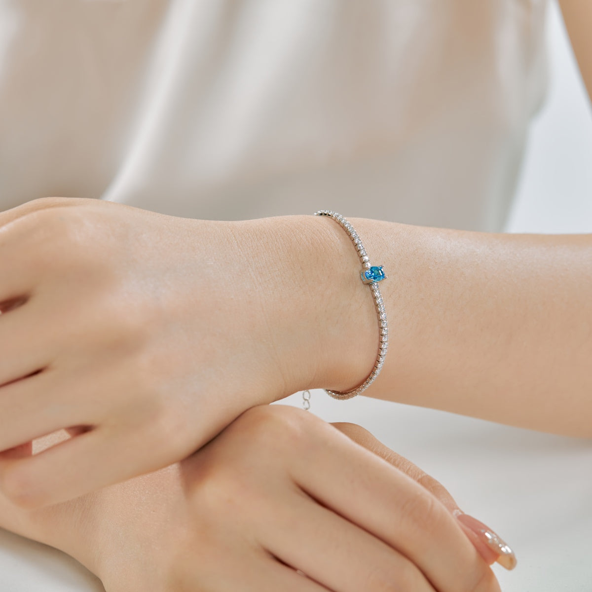[Solara Jewelry]0.75 Carat Exquisite Oval Cut Daily Bracelet