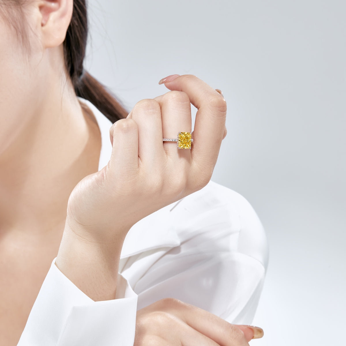 [Solara Jewelry]4.0 Carat Luxurious Engagement Ring
