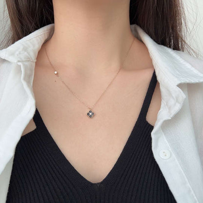 [Solara Jewelry]Delicate Flower Shape Necklace
