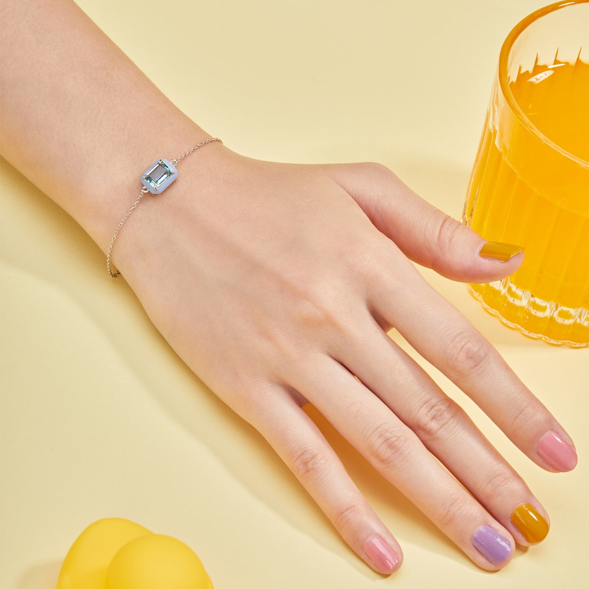 [Solara Jewelry]2.0 Carat Sparkling Colorful Emerald Cut Daily Bracelet