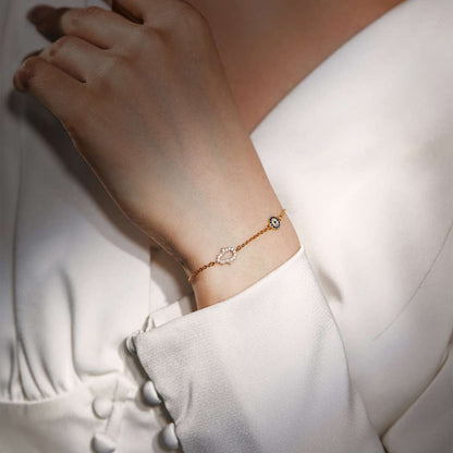 [Solara Jewelry]Gost Shape & Round Shape Necklace