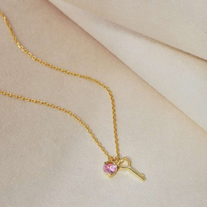 [Solara Jewelry]Unique Heart Shape Key Pendent Necklace