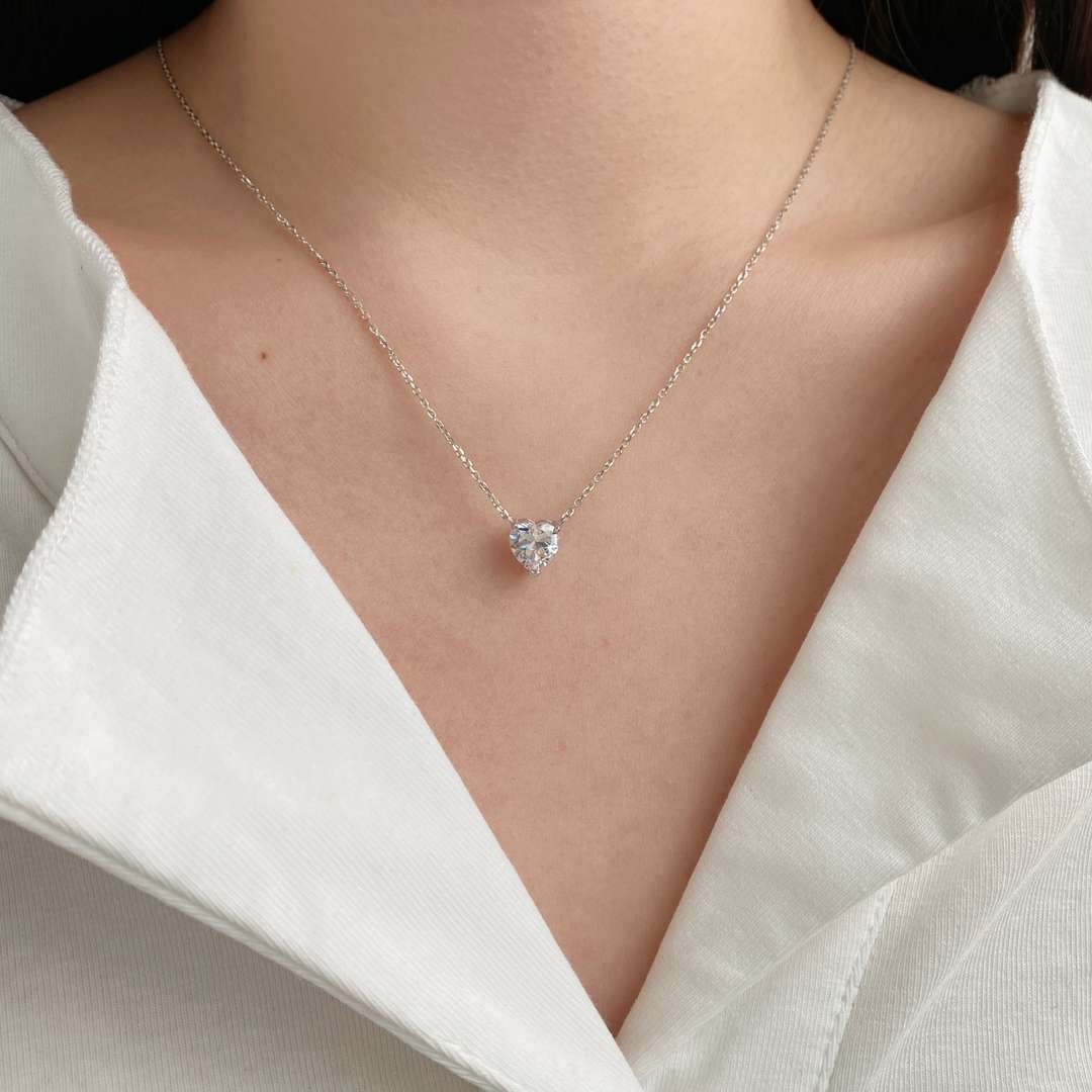[Solara Jewelry]Heart Shape Main Stone Pendant Collarbone Necklace