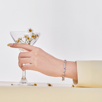 [Solara Jewelry]Dazzling Radiant Multi Cut Daily Bracelet