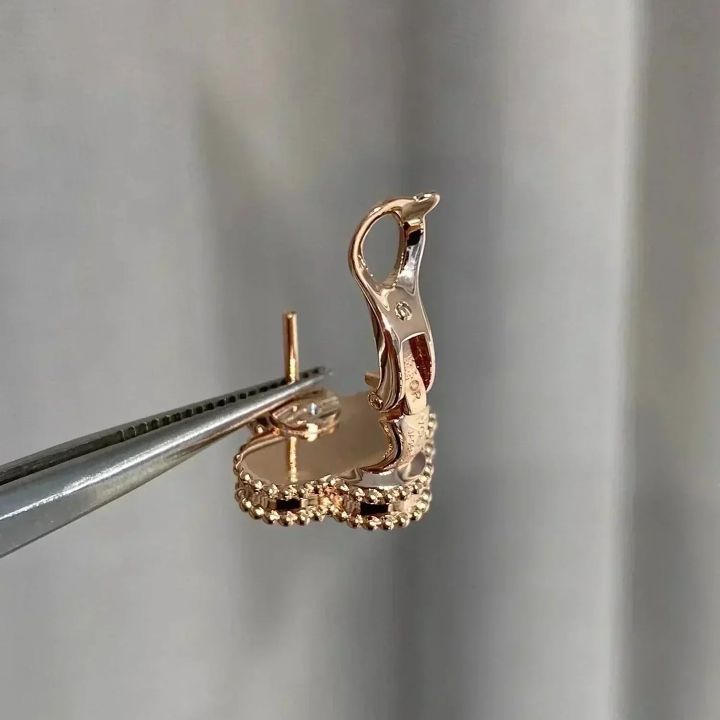 [Solara Jewelry]CLOVER MEDIUM 1 MOTIFS  PINK MOP DIAMOND EARRINGS