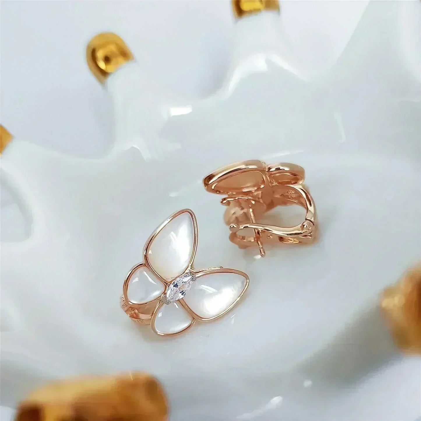 [Solara Jewelry]BUTTERFLY MOP DIAMOND EARRINGS