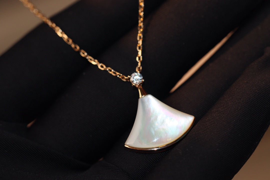 [Solara Jewelry]DREAM NECKLACE WHITE MOP PINK GOLD 1 DIAMOND