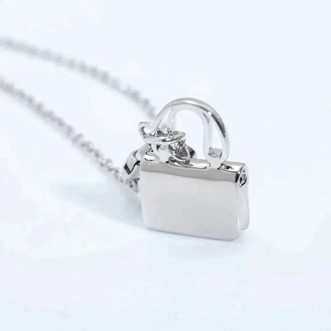 [Solara Jewelry]AMULETTE PEDANT SILVER NECKLACE