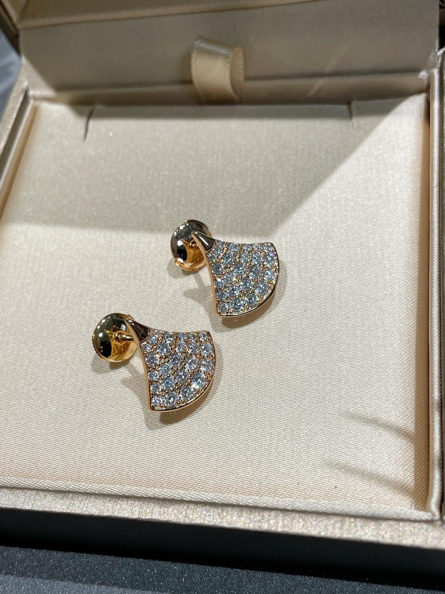 [Solara Jewelry]DREAM STUD EARRINGS DIAMOND
