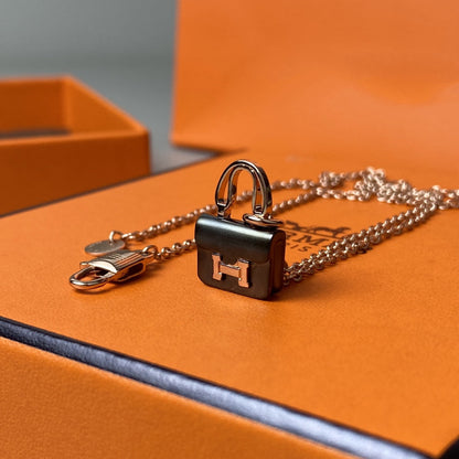 [Solara Jewelry]CONSTANCE BLACK PEDANT PINK GOLD NECKLACE