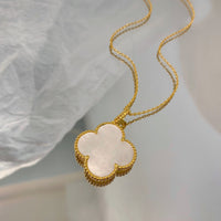 [Solara Jewelry]CLOVER 25MM MOP LARGE PENDANT NECKLACE