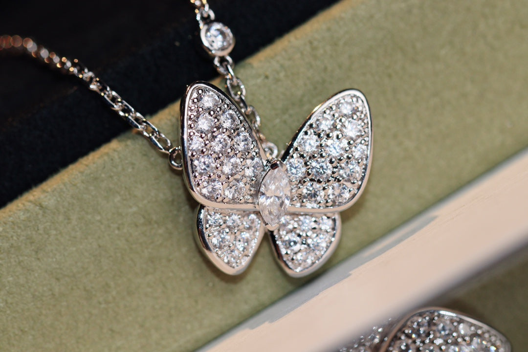 [Solara Jewelry]BUTTERFLY DIAMOND NECKLACE