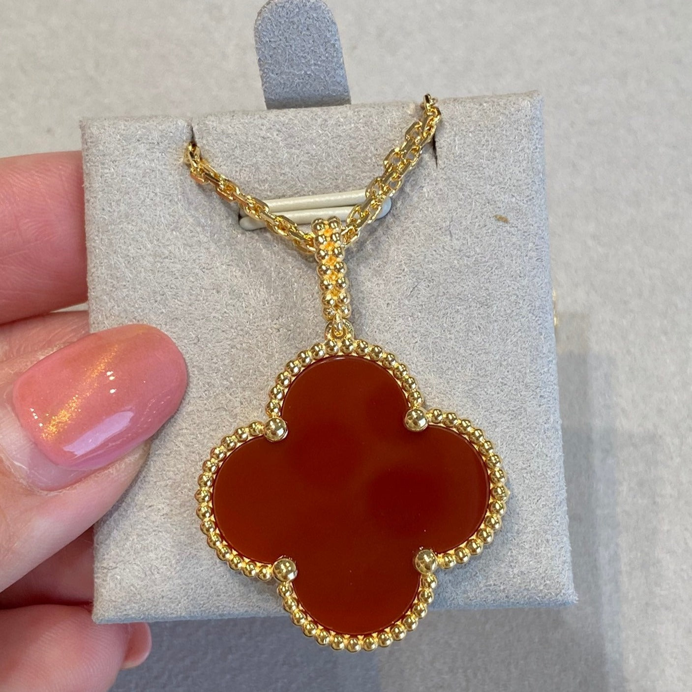 [Solara Jewelry]CLOVER 25MM NECKLACE GOLD CARNELIAN