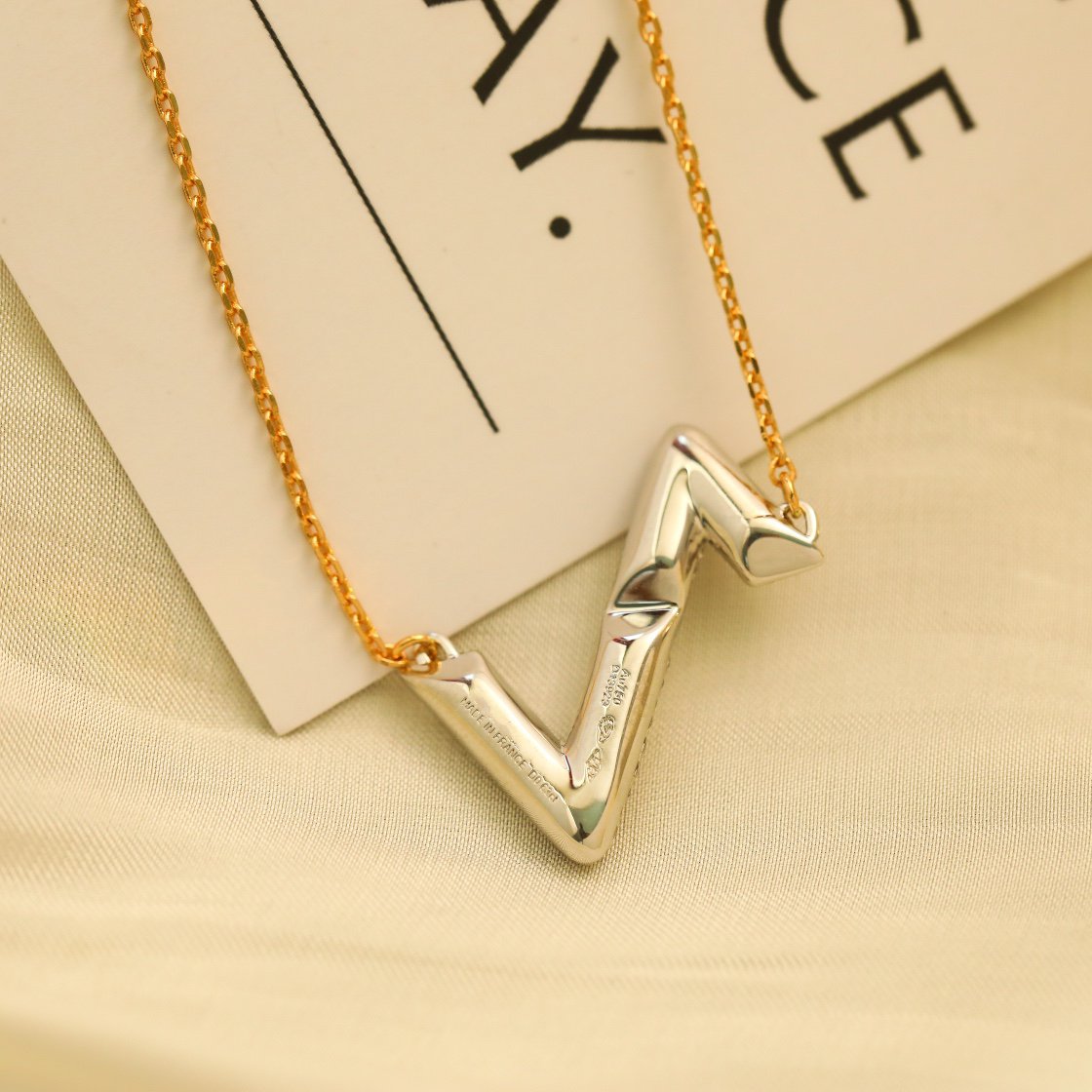 [Solara Jewelry]VOLT SILVER DIAMOND PEDANT NECKLACE