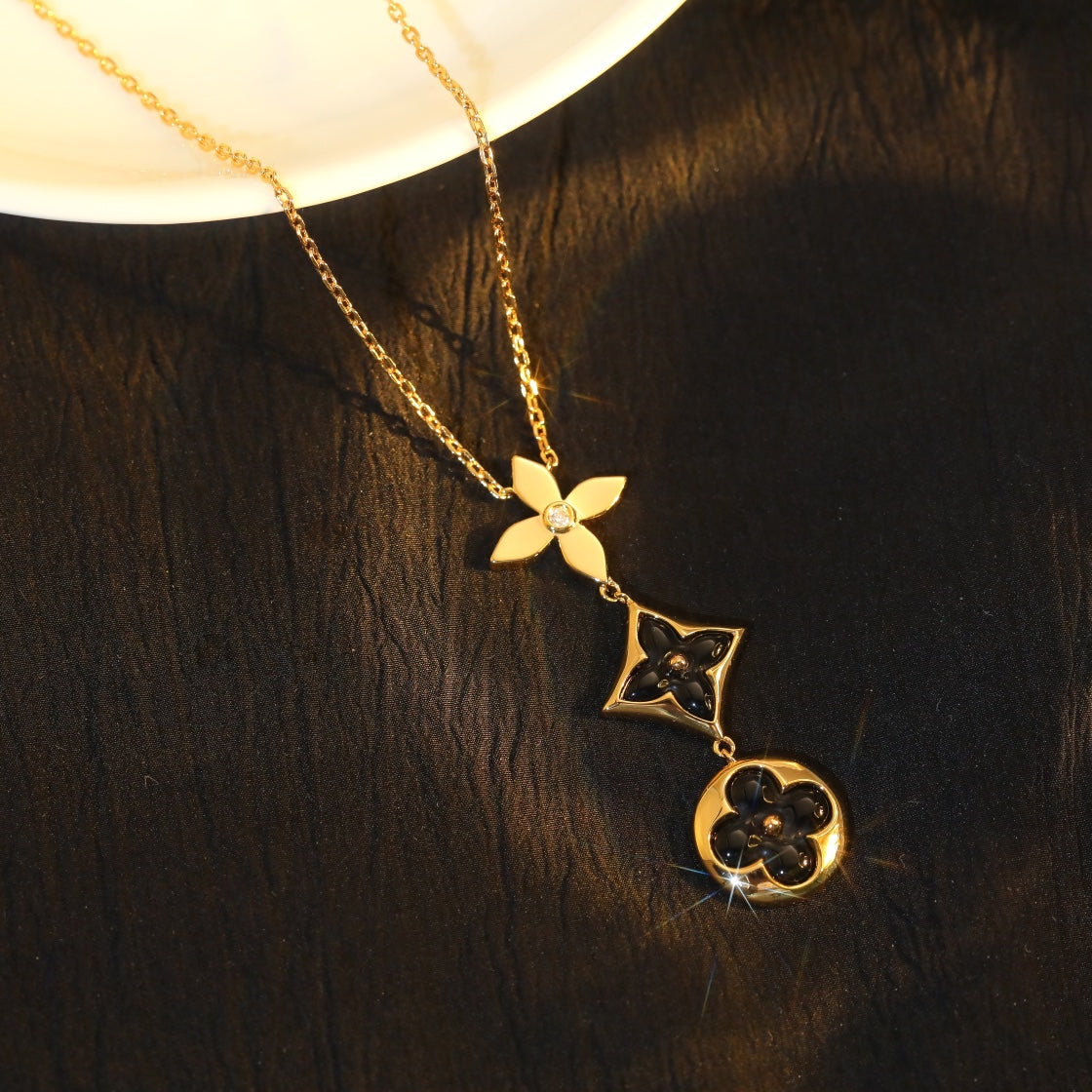 [Solara Jewelry]STAR AND SUN ONYX PINK GOLD NECKLACE