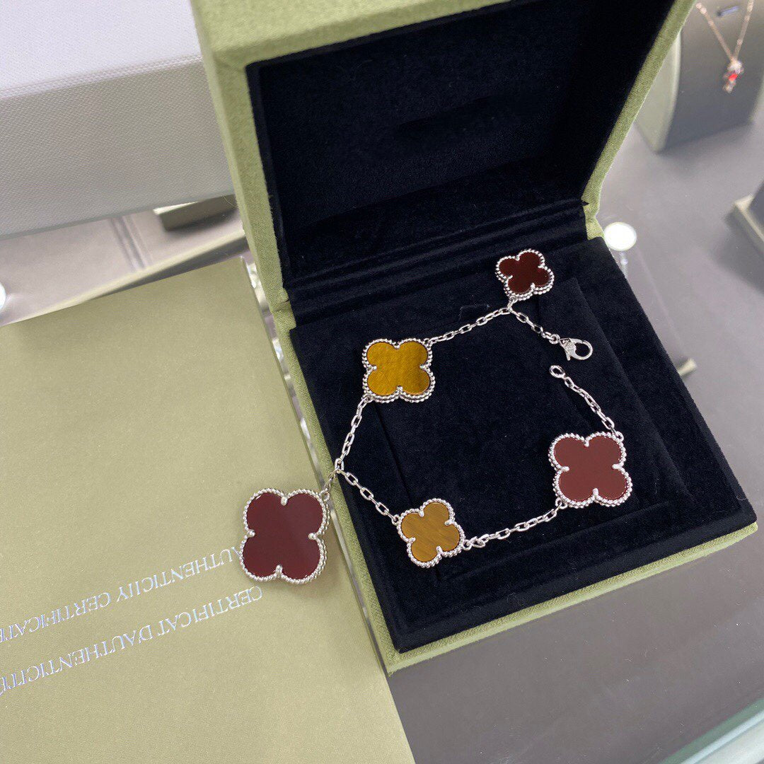[Solara Jewelry]CLOVER 5 MOTIFS SIVLER CARNELIAN TIGER EYE BRACELET