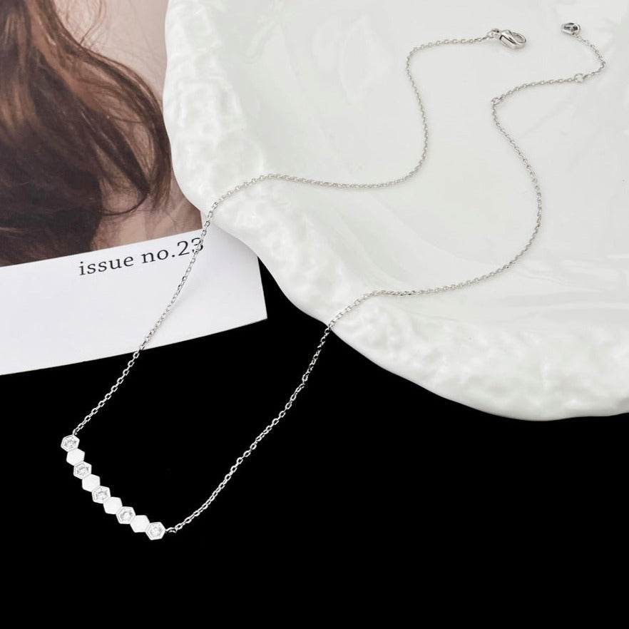 [Solara Jewelry]BEE MY LOVE DIAMOND NECKLACE