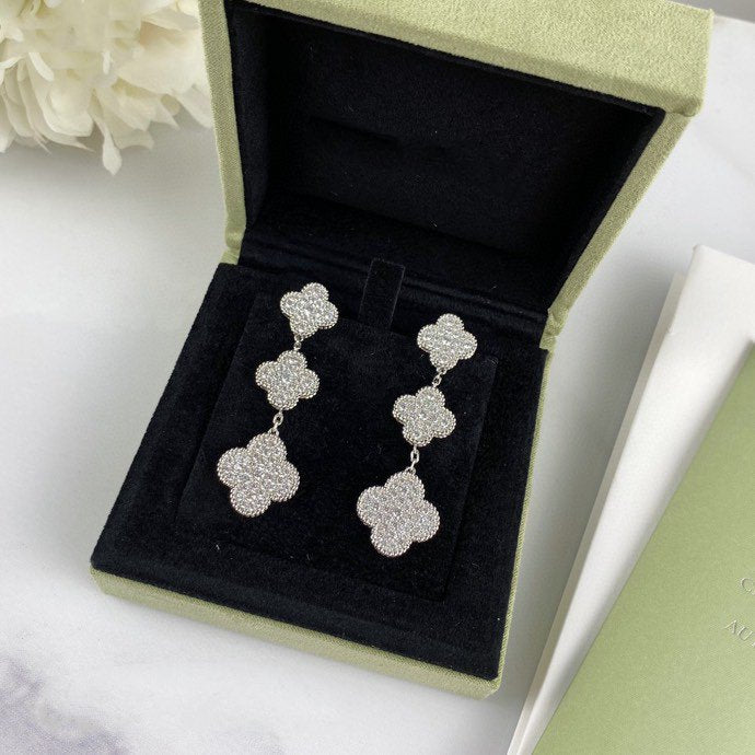 [Solara Jewelry]CLOVER 3 MOTIF DIAMOND SILVER DROP EARRINGS