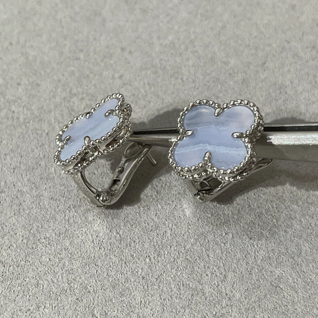 [Solara Jewelry]CLOVER CHALCEDONY SILVER STUD EARRINGS