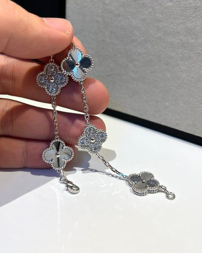 [Solara Jewelry]CLOVER 5 MOTIF SILVER DIAMOND BRACELET