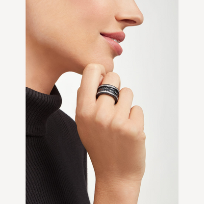 [Solara Jewelry]ZERO 1 ROCK FOUR-BAND BLACK CERAMIC WITH STUDDED SPIRAL AND PAVED DIAMONDS RING