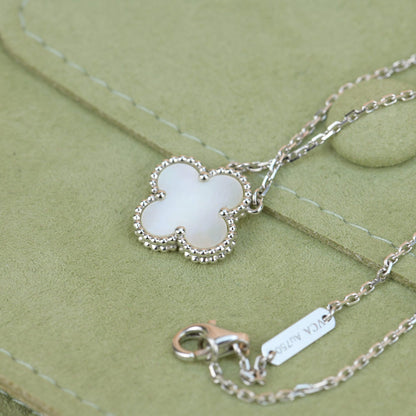 [Solara Jewelry]CLOVER  15MM WHITE MOTHER-OF-PEARL SILVER