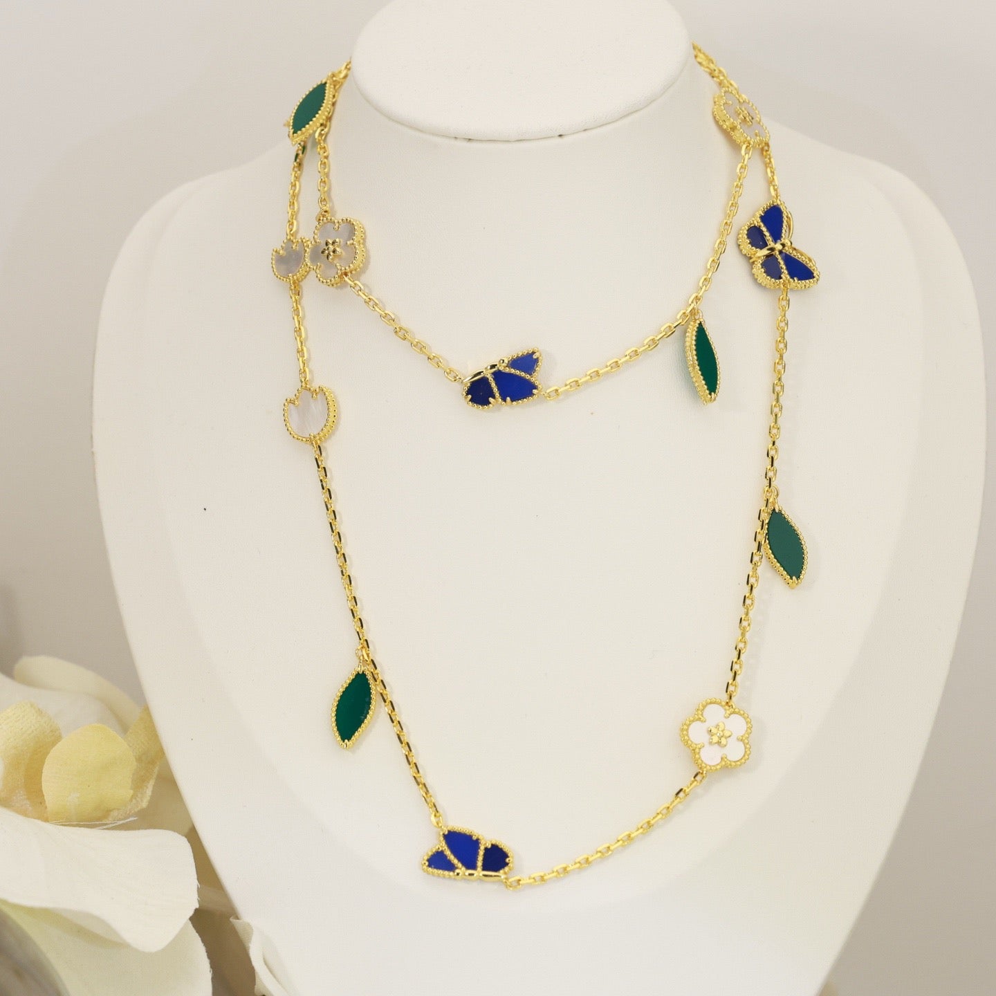 [Solara jewelry]LUCKY SPRING BUTTERFLY 15 FLOWER NECKLACE