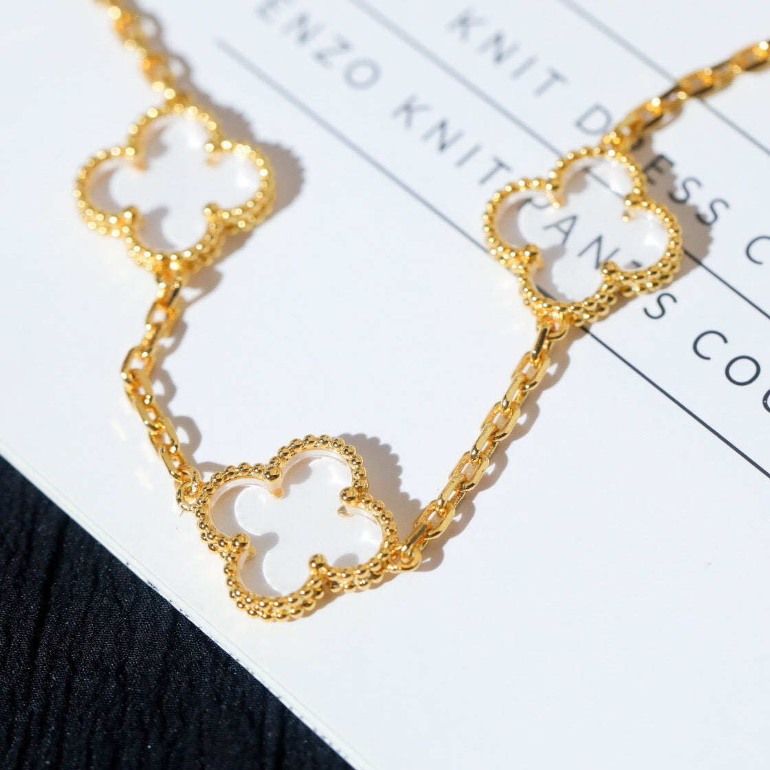 [Solara Jewelry]CLOVER 5 MOTIF ROCK CRYSTAL PINK GOLD BRACELET