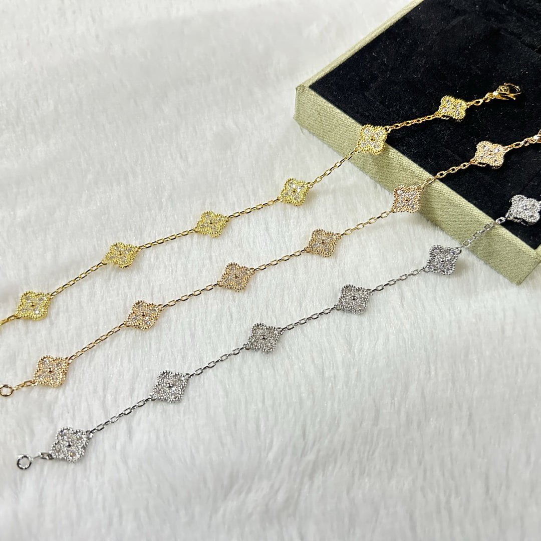 [Solara Jewelry]CLOVER 6 MOTIF DIAMOND BRACELET