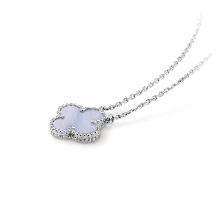 [Solara Jewelry]CLOVER 15MM BLUE CHALCEDONY NECKLACE SILVER