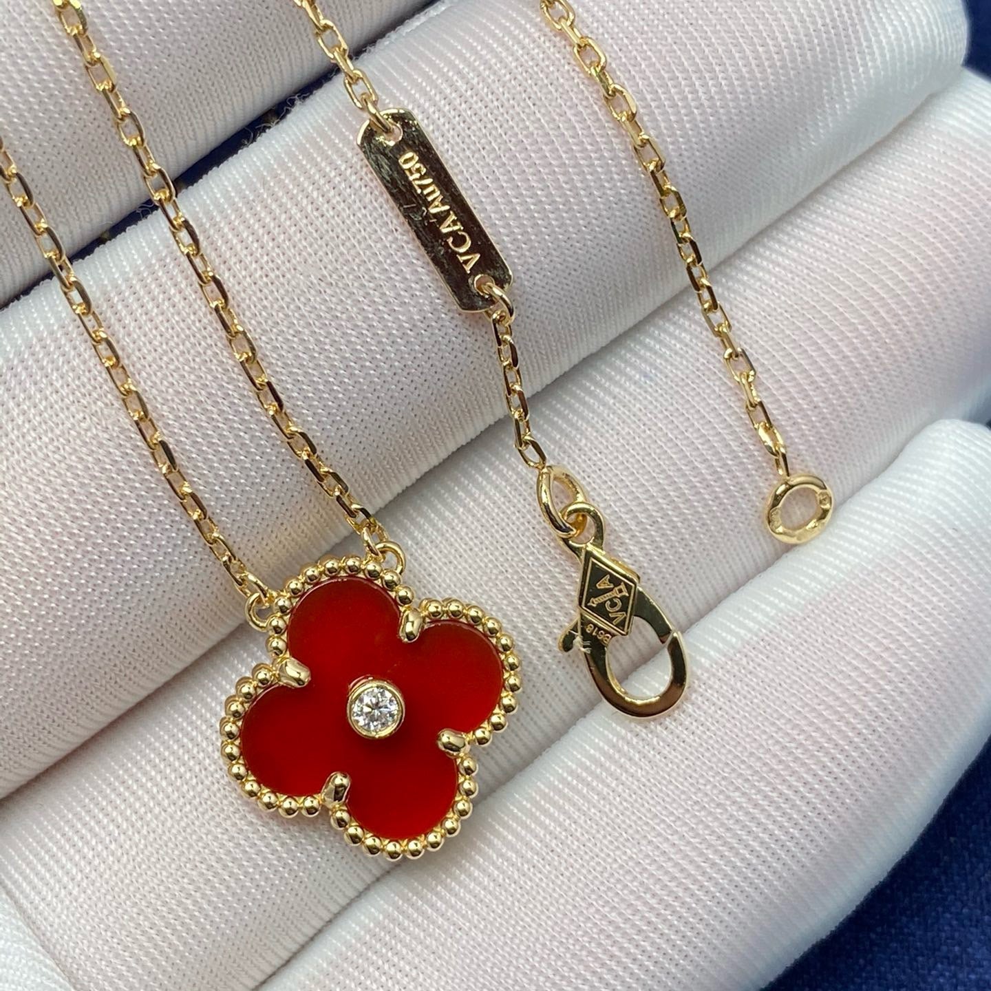 [Solara Jewelry]CLOVER 15MM DIAMOND CARNELIAN NECKLACE