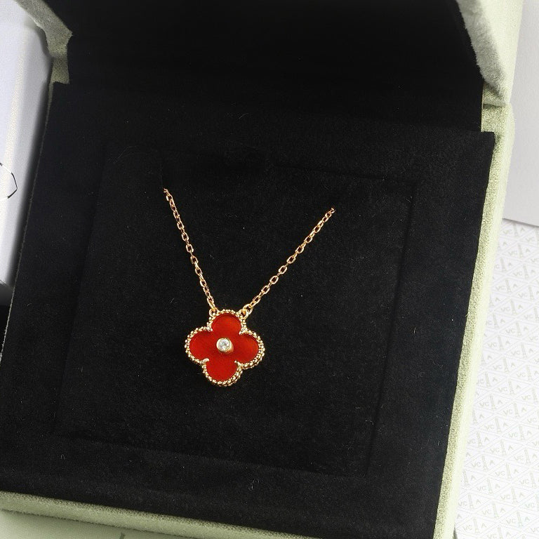 [Solara Jewelry]CLOVER 15MM DIAMOND CARNELIAN NECKLACE