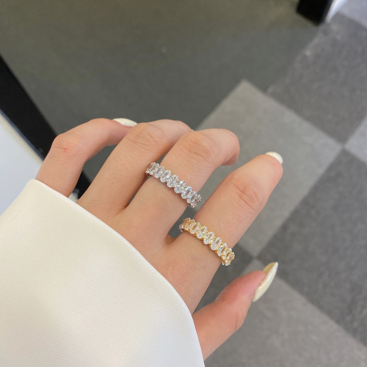 [Solara Jewelry]Ornate Oval Cut Tennis Ring