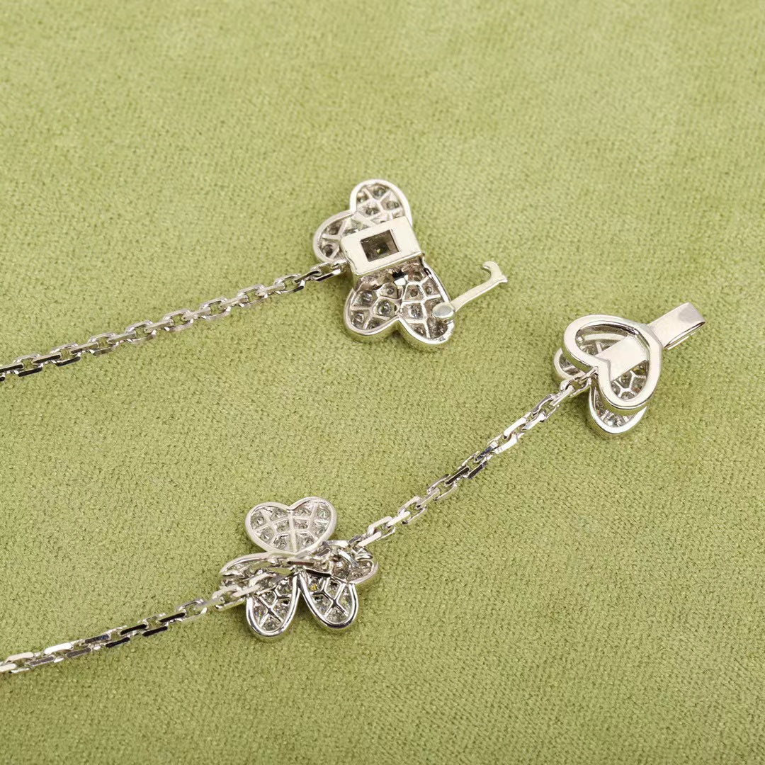 [Solara Jewelry]FRIVOLE SILVER 9 FLOWERS NECKLACE