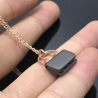 [Solara Jewelry]WOMEN'S HM AMULETTES CONSTANCE PENDANT NECKLACE