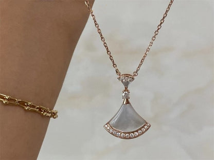[Solara Jewelry]DREAM NECKLACE MOP PINK GOLD DIAMOND