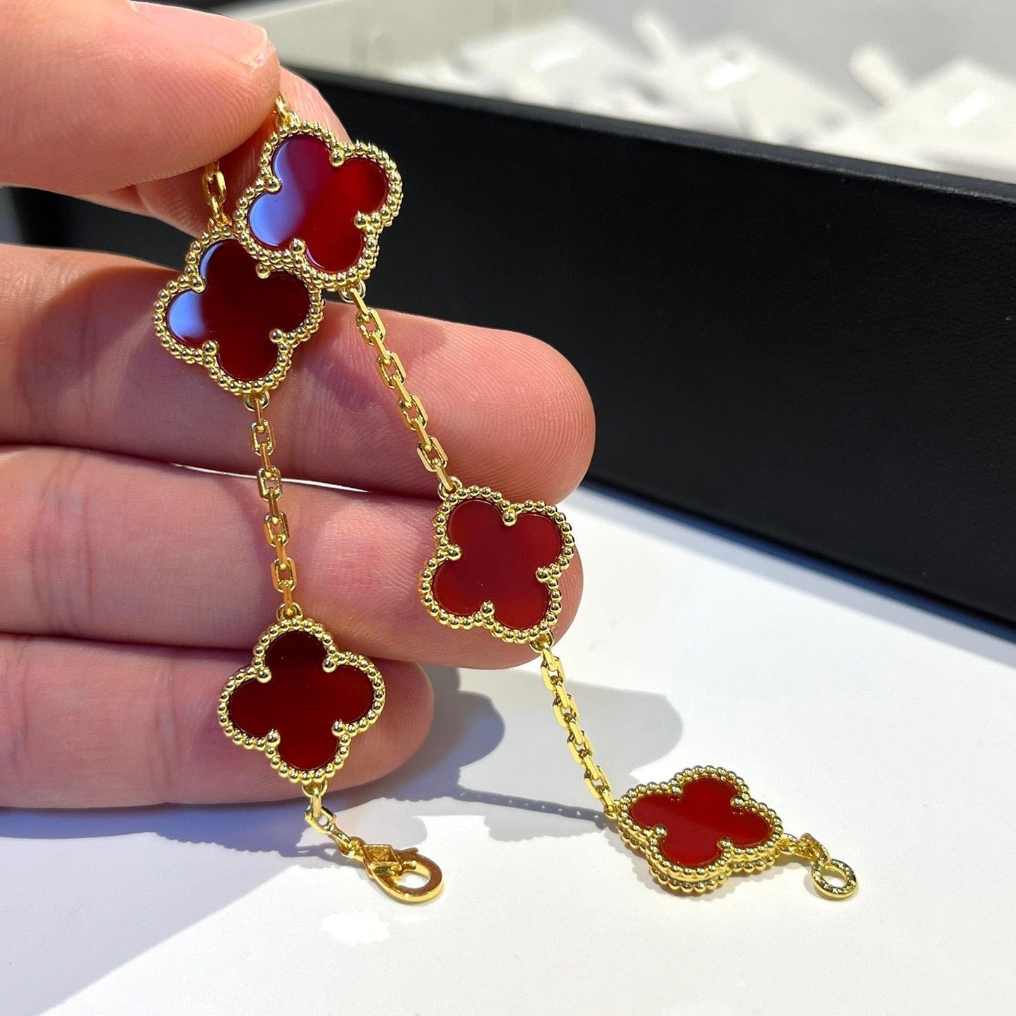 [Solara Jewelry]CLOVER 5 MOTIFS RED AGATE  BRACELET