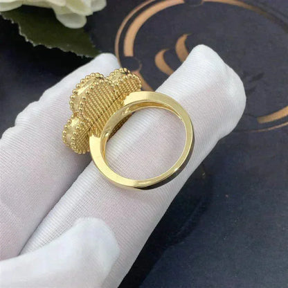 [Solara Jewelry]CLOVER WHITE MOP RING