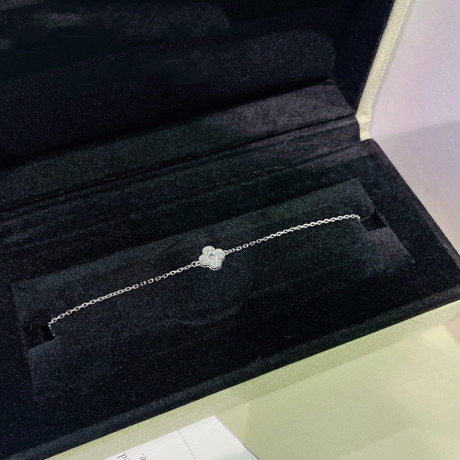 [Solara Jewelry]CLOVER  SINGLE FLOWER BRACELET SILVER