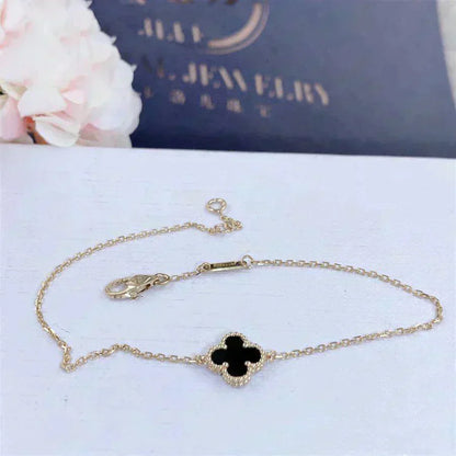 [Solara Jewelry]CLOVER ONYX SINGLE FLOWER BRACELET